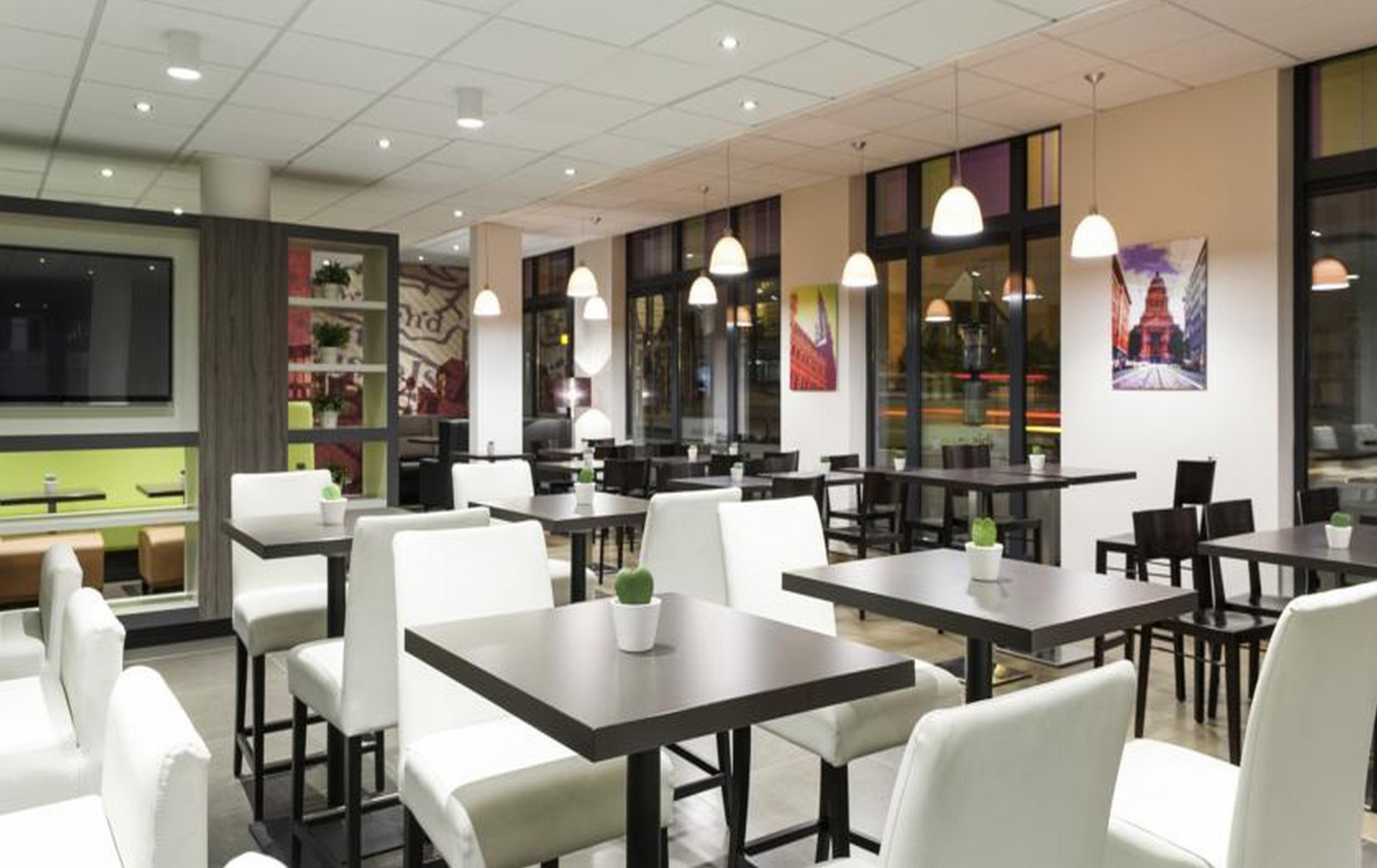 ibis Styles Hotel Brussels Centre Stéphanie Saint-Gilles Exterior foto