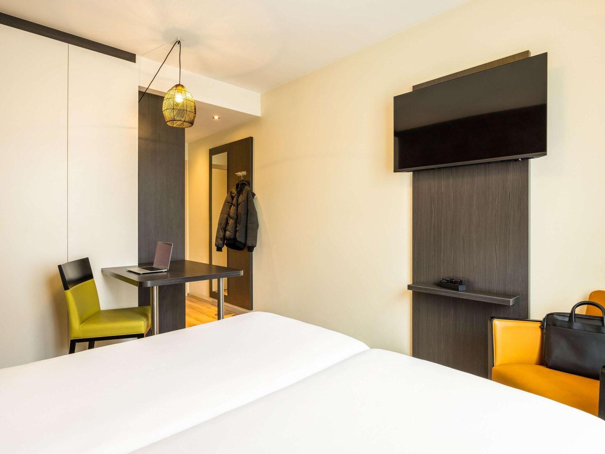 ibis Styles Hotel Brussels Centre Stéphanie Saint-Gilles Exterior foto