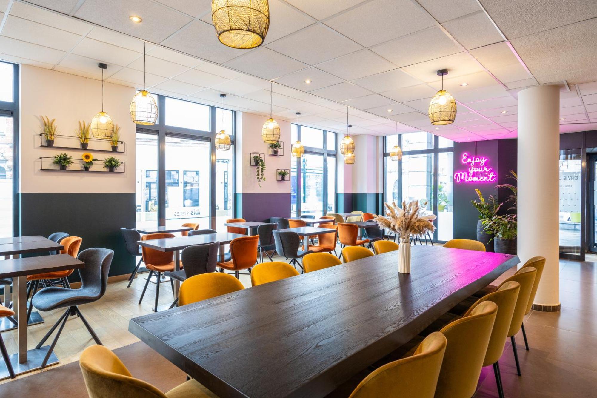 ibis Styles Hotel Brussels Centre Stéphanie Saint-Gilles Exterior foto