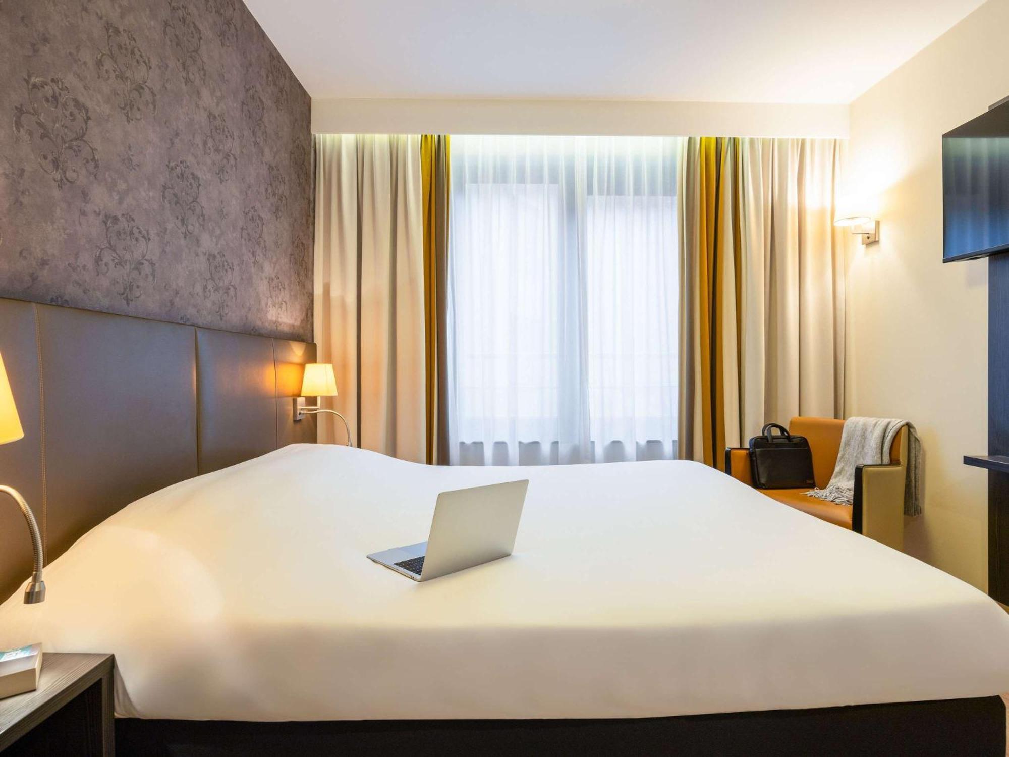 ibis Styles Hotel Brussels Centre Stéphanie Saint-Gilles Exterior foto