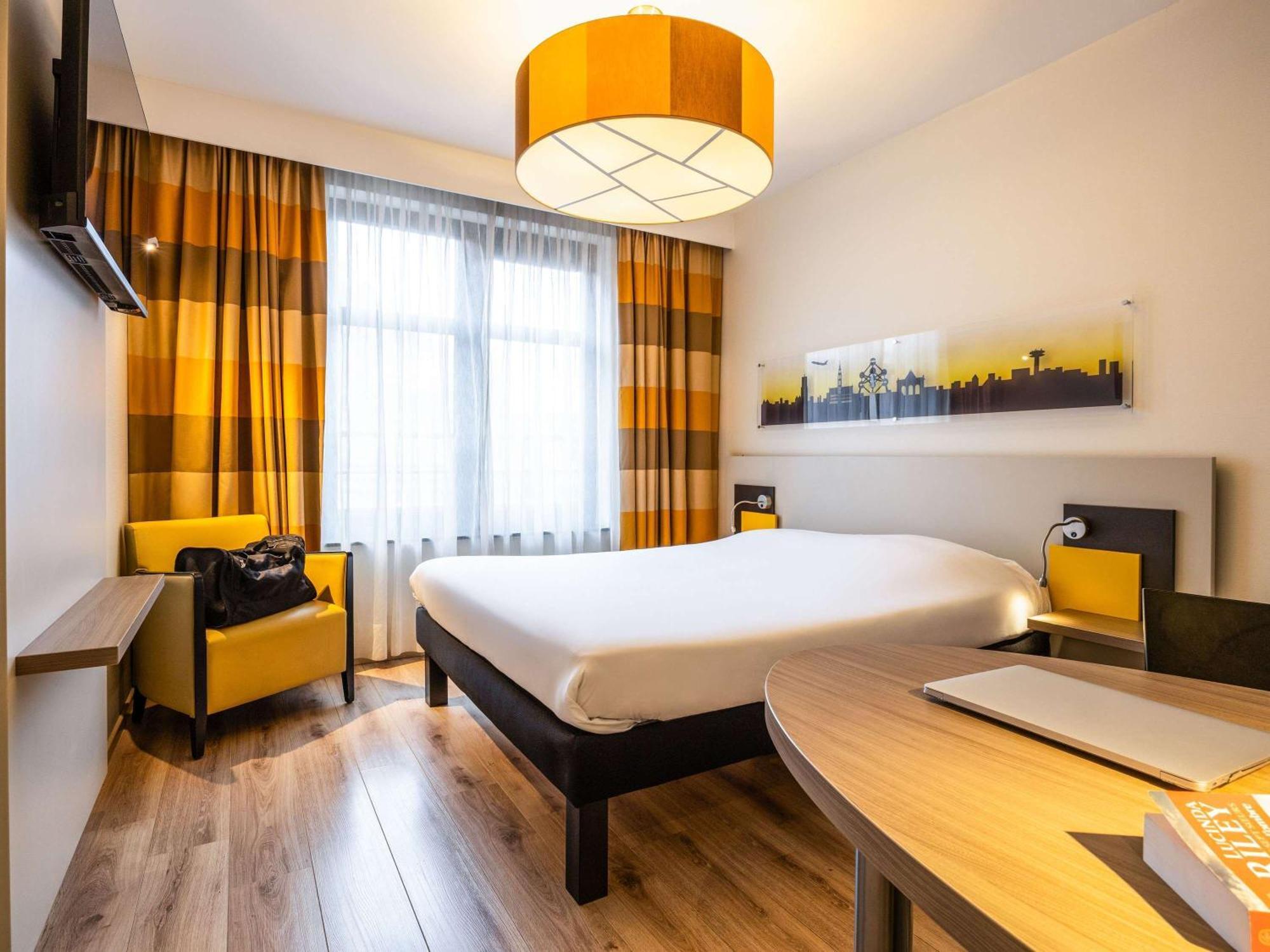 ibis Styles Hotel Brussels Centre Stéphanie Saint-Gilles Exterior foto