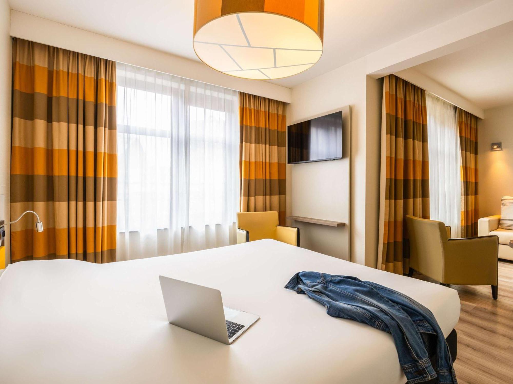 ibis Styles Hotel Brussels Centre Stéphanie Saint-Gilles Exterior foto